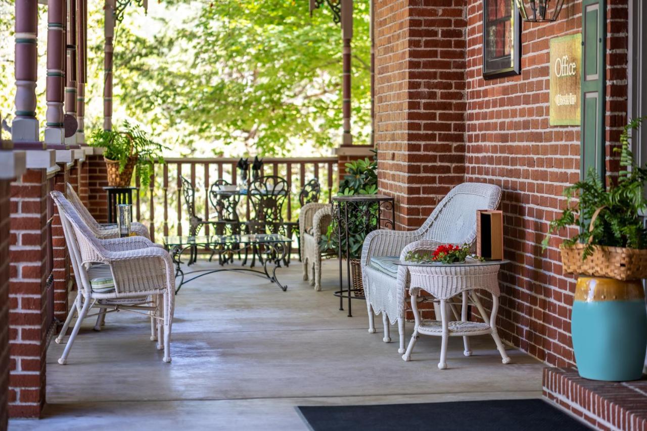 Hotel Angel At Rose Hall 4*