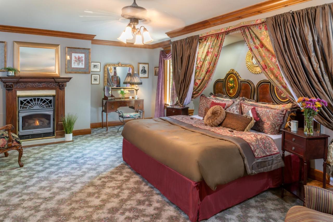 Hotel Angel At Rose Hall 4*